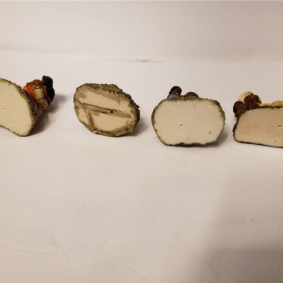 African American Moms w/Thier Children Figurines - Picture 7 of 10